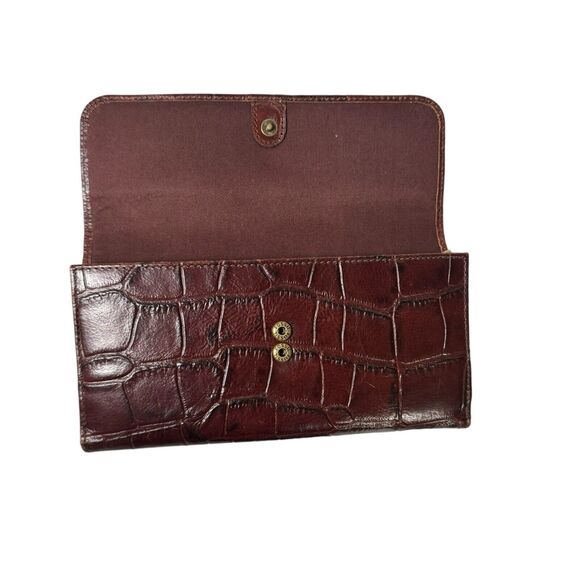 Fossil Snap Close Reddish Brown Crocodile Print Embossed Leather Wallet 7.25x4in - Picture 12 of 15